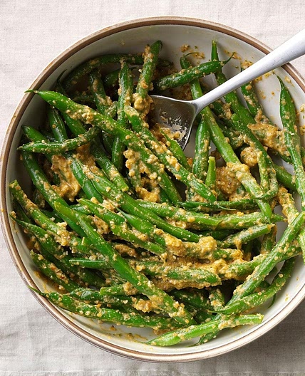 Green Beans in Red Pepper Sauce