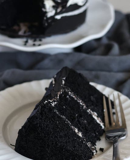 Gluten Free Black Velvet Cake Recipe (No Food Dyes)