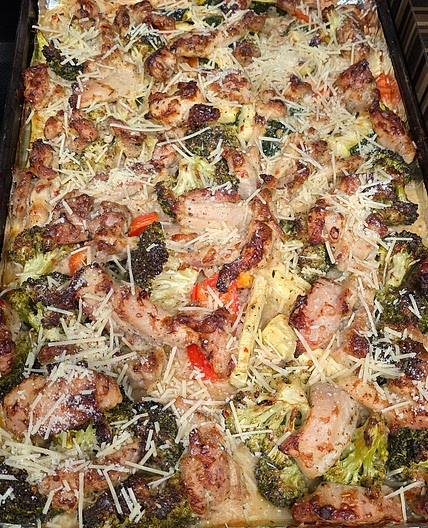 Sheet Pan Roasted Garlic ans Parmesan chicken ans veggies.