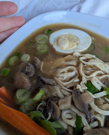 Miso Erdnuss Suppe