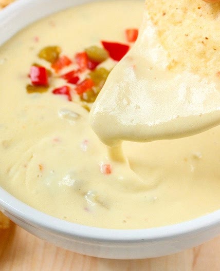 6-Ingredient Vegan White Queso