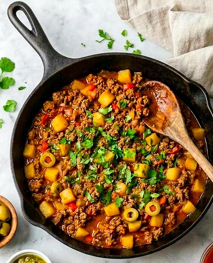 Carne Molida (Puerto Rican Picadillo)