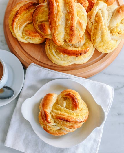 Inside-Out Hong Kong Coconut Buns