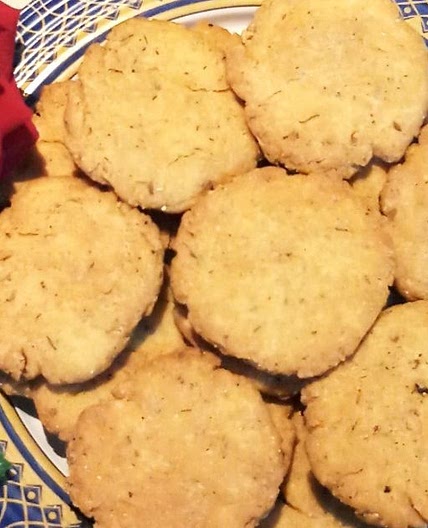 पंजाबी मसाला मठरी (punjabi masala mathri recipe in Hindi)