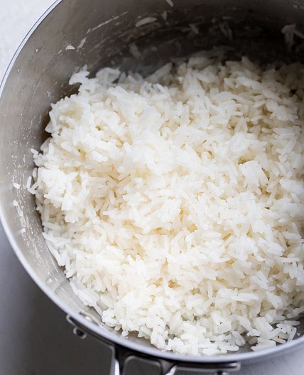 How to cook rice (stove and rice cooker methods)