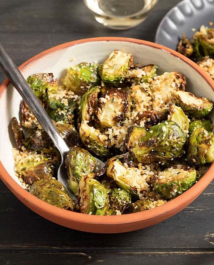 Air-Fryer Garlic-Rosemary Brussels Sprouts