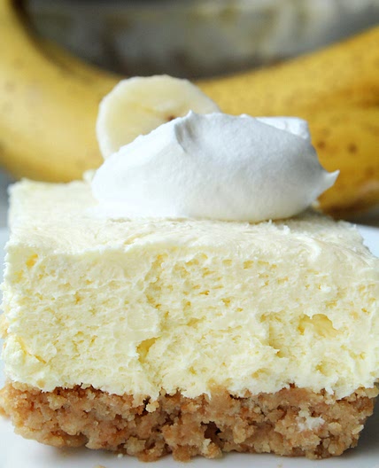 Banana Cream Cheesecake Bars