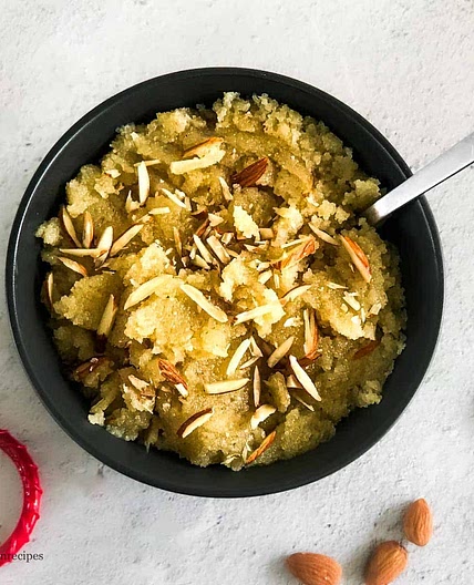 Sooji Halwa - Indian Semolina Pudding