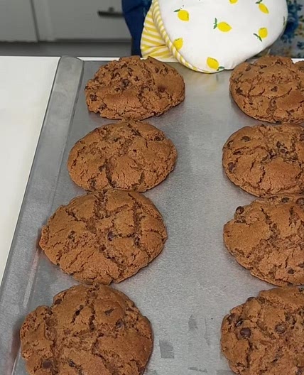 Chocolate Chip Peanut Butter Cookies - Gluten Free