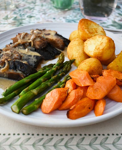 Vegan Mushroom Steaks with Creamy Peppercorn Sauce