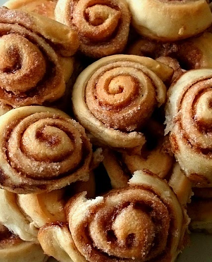 Cinnamon rolls (pãezinhos de canela)