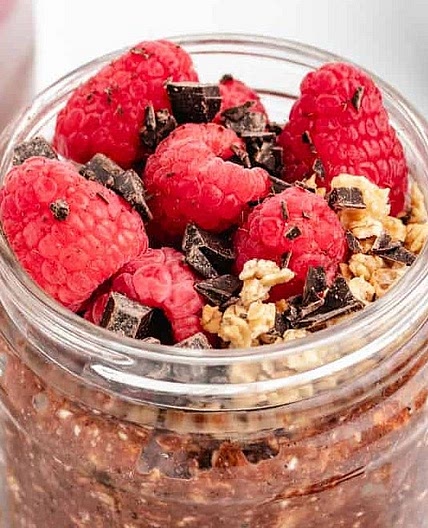 Chocolate Berry Delight Overnight Oats