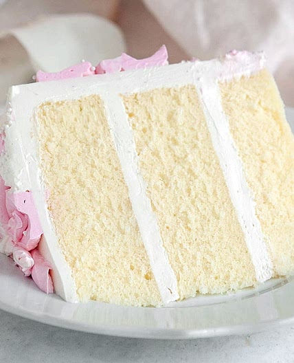 Moist Vanilla Cake Recipe With Easy Buttercream