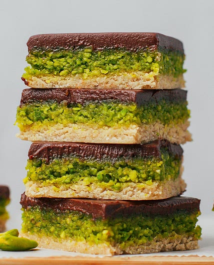 No-Bake Chocolate Pistachio Bars