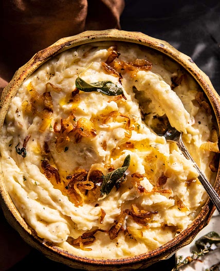 Crockpot Cheesy Mashed Potatoes with Caramelized Onions