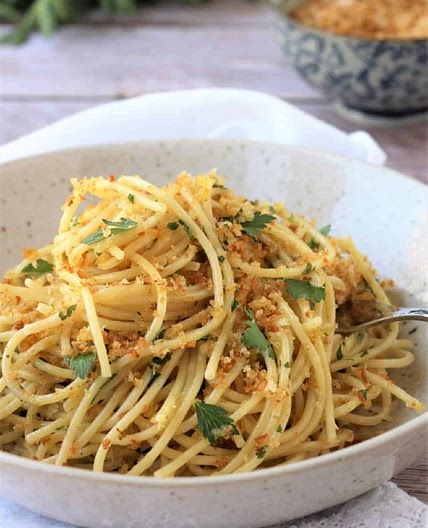 Sicilian Pasta with Anchovies and Breadcrumbs