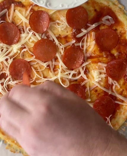 Crispy, cheesy thin crust pizza made with just eggs and cheese… 