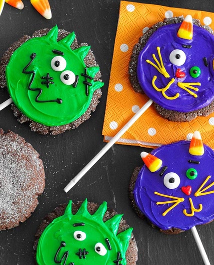 Halloween Chocolate Cookie Pops