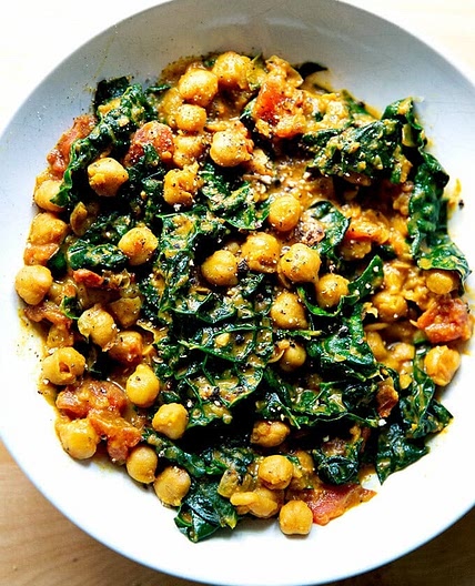 Spicy Chickpeas with Tomatoes & Kale