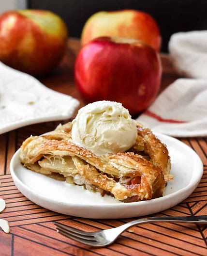 Easy Apple Strudel Recipe