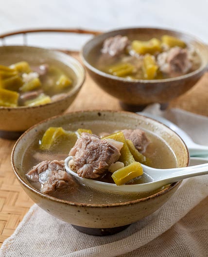 Bitter Melon Soup with Pork Bones