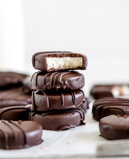 6 Ingredient Peppermint Patties