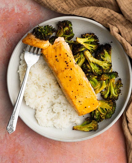 Air Fryer Salmon and Veggies