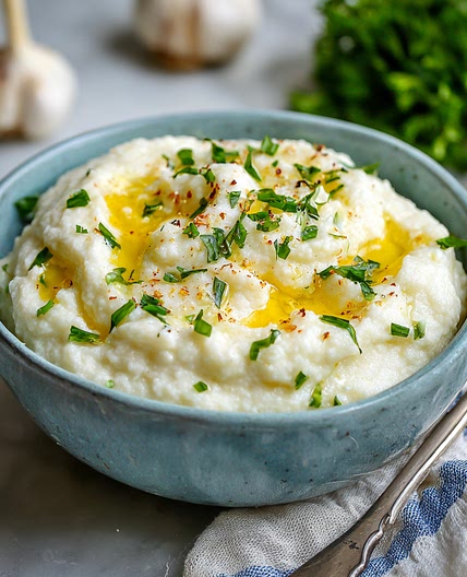 Garlic Mashed Cauliflower