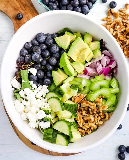 Blueberry Spring Mix Salad with Avocado and Cucumber