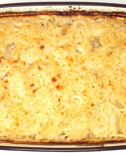 White Cheddar and Asiago Au Gratin Potatoes