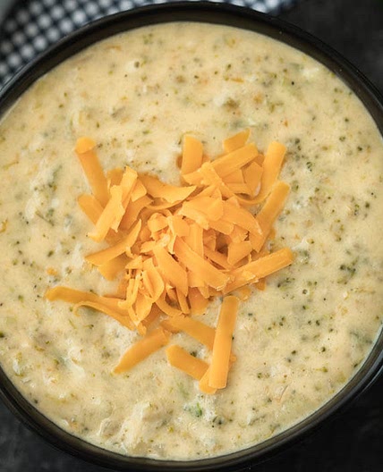 Crockpot broccoli cheese soup