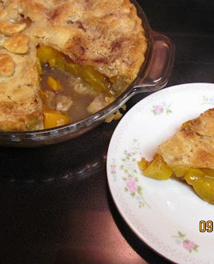 Quick and Easy Peach Pie - Dee Dee's