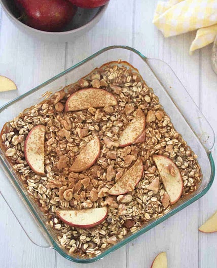 Apple Pie Baked Oatmeal (High Protein)