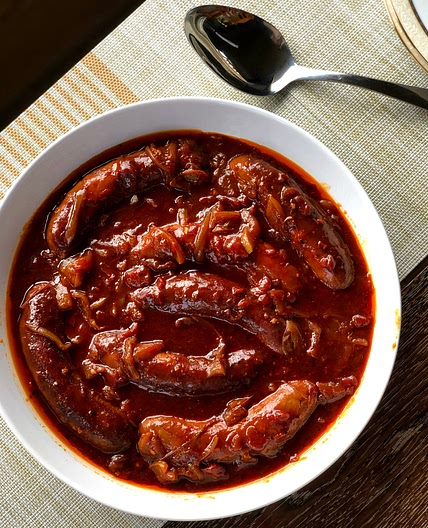 Slow Cooker Devilled Sausages