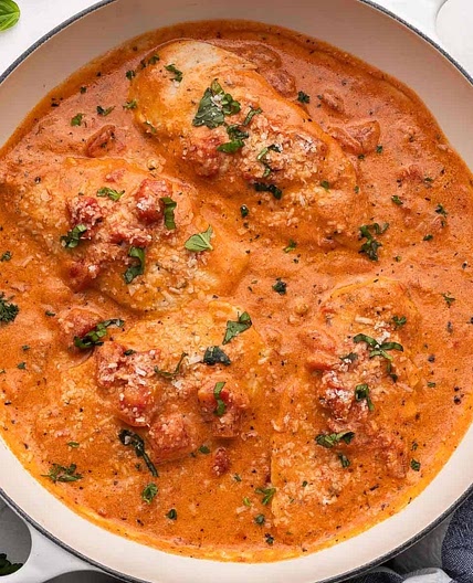 Creamy Tomato Basil Chicken Breasts