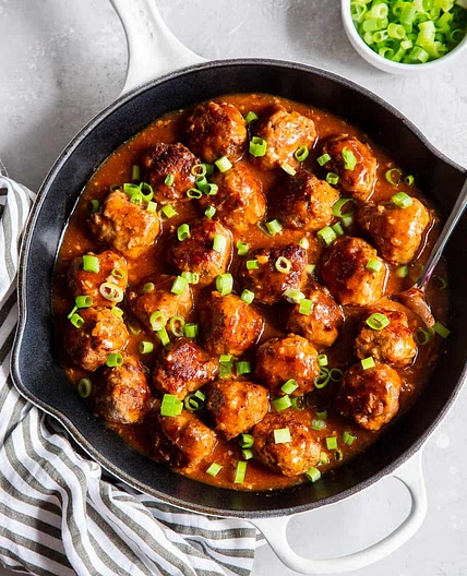 One-Skillet Sweet and Sour Meatballs {Paleo}