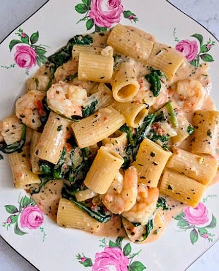 Rigatoni Shrimp Florentine