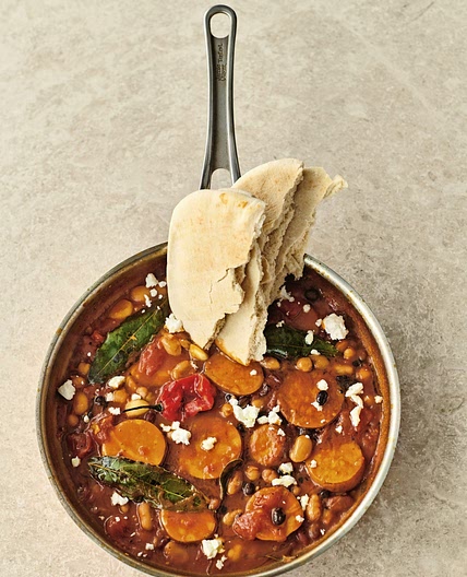 zoete-aardappelstoof met feta van Jamie