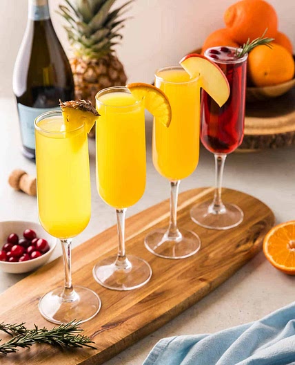 Mimosa Recipe (Classic + Apple Cider, Cranberry, and Pineapple Variations)