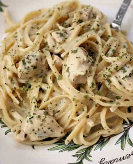 Instant Pot Skinny Chicken Alfredo