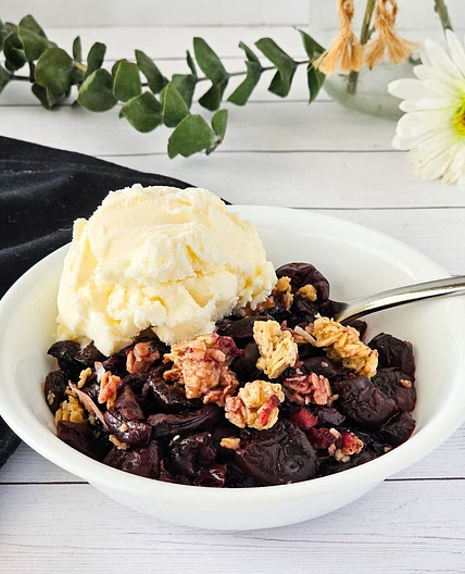 Gluten-Free Cherry Crisp