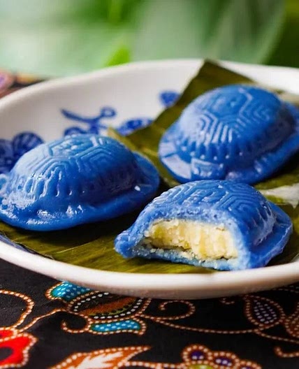 Sugar-Free and Gluten-Free Ang Ku Kueh with Mung Bean Paste Filling (Red Tortoise Cake 无糖无麸质绿豆蓉红龟粿)