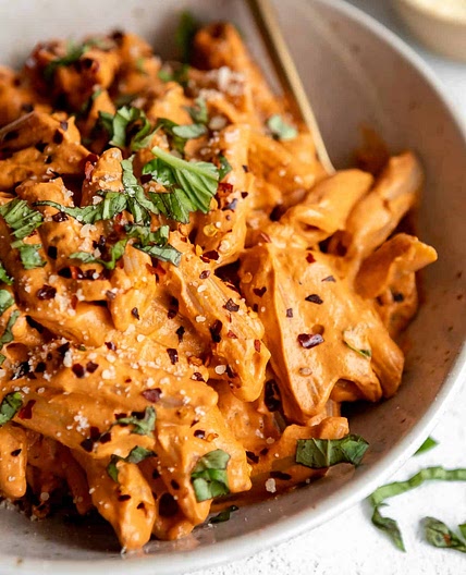 Vegan Sun-dried Tomato Tahini Pasta
