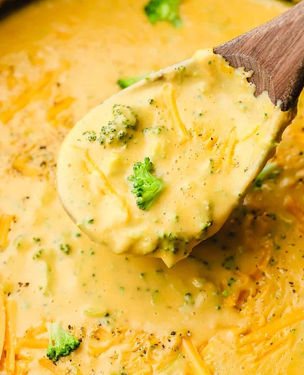 Vegan Broccoli Cheddar Soup