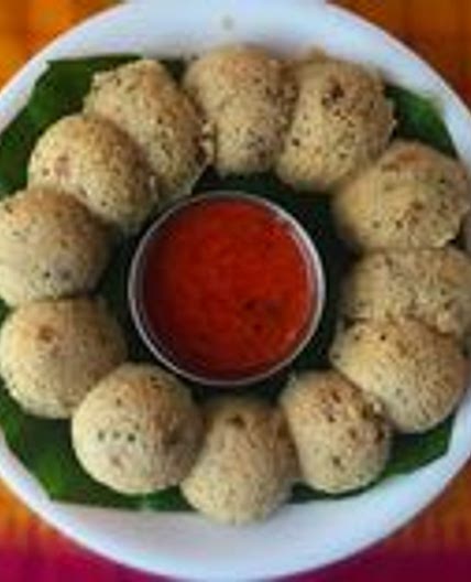 Godhumai Idli Recipe (Instant Whole Wheat Flour Idli)