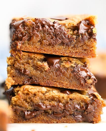 Vegan Chocolate Chip Cookie Bars