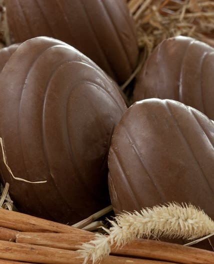 Ovo de Pascoa de açaí