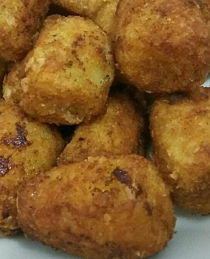 Banana frita crocante