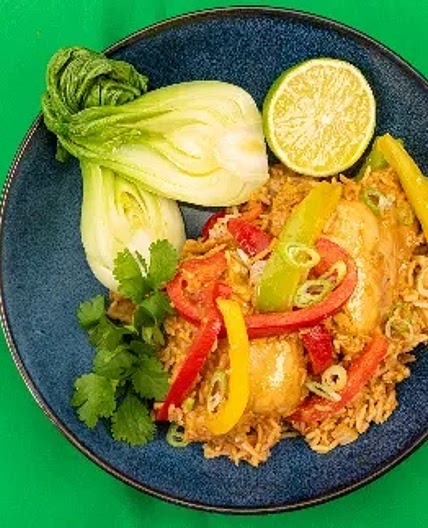 Thai peanut chicken and rice traybake