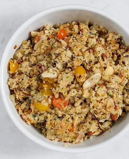Keto Mediterranean Cauliflower Rice